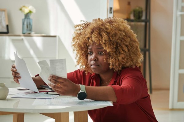 Quels sont les éléments clés d'une attestation de solvabilité dans le cas d'un prêt immobilier ?